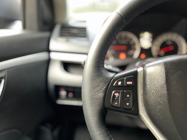 【實店拍攝】2011年SUZUKI SWIFT頂級i-key  安全防護6氣囊  第4張相片