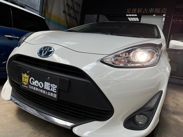 【實店拍攝】【實價販售】20年PRIUS C Crossover 盲點 摸門  第6張相片