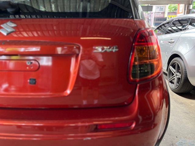 【實店拍攝】2012年日本原裝 SX4 1.6 6SRS 全面防護 小型SUV  第8張相片