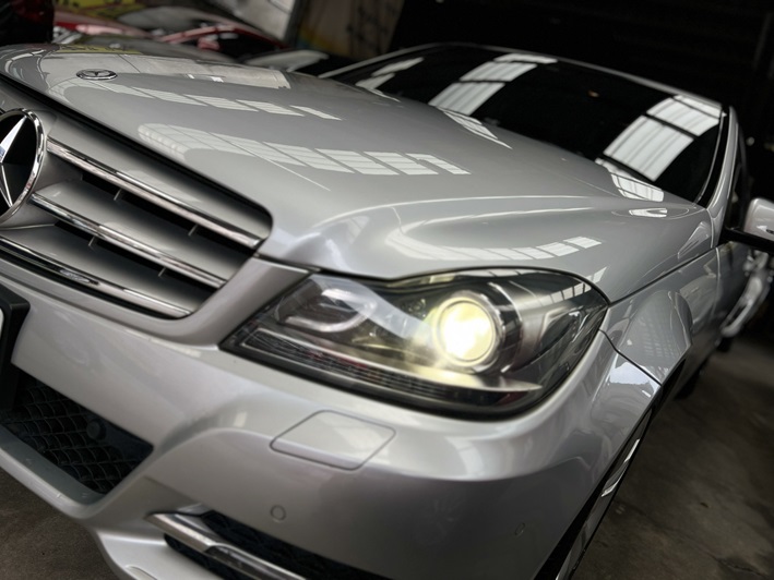 【實店拍攝】【實價販售】2011年BENZ C天窗 雙電動椅 1.8cc渦輪汽油  第5張相片
