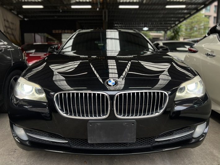 【實店拍攝】【實價販售】BMW 520D F11 旅行式完美車主釋出全部耗材更新  第1張相片