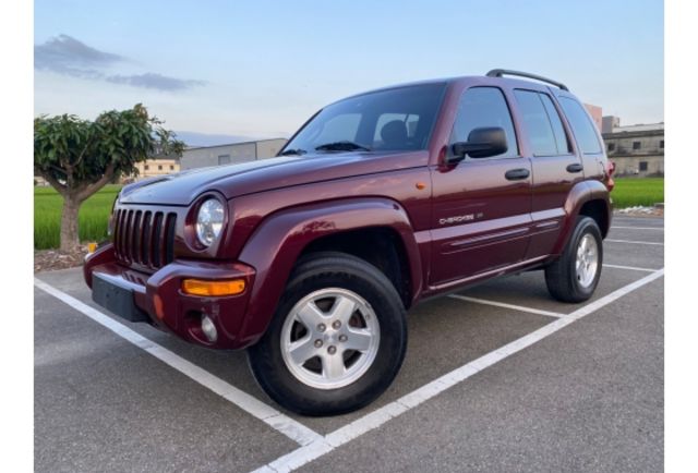 2001年JEEP CHEROKEE一手車4WD海關資料齊全 跑11萬多  優質物件 稀有釋出 等懂得欣賞內行人  第1張相片