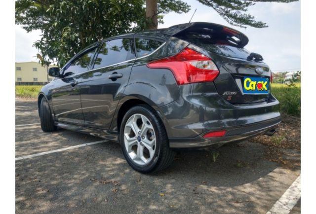 2014 Ford Focus 5D 2.0汽油運動型小鋼炮-S版  第3張相片