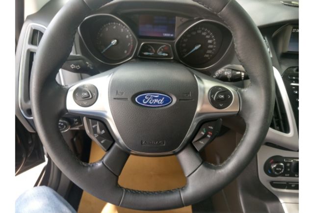 2014 Ford Focus 5D 2.0汽油運動型小鋼炮-S版  第8張相片