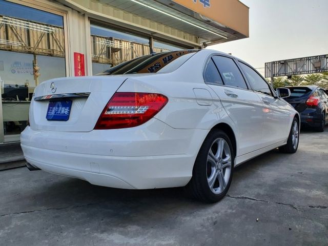 Mercedes-Benz/賓士 C200  第6張相片