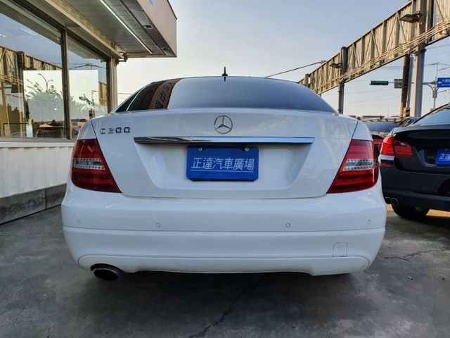 Mercedes-Benz/賓士 C200  第8張相片