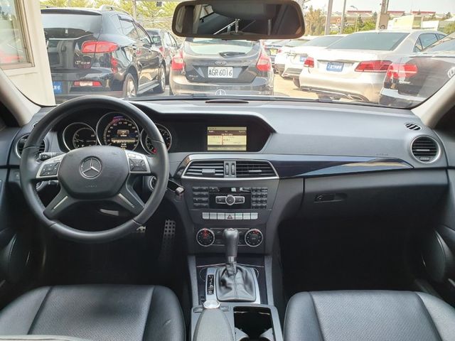 Mercedes-Benz/賓士 C200  第11張相片