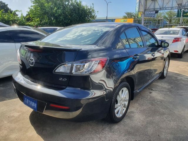 Mazda Mazda3  第6張相片