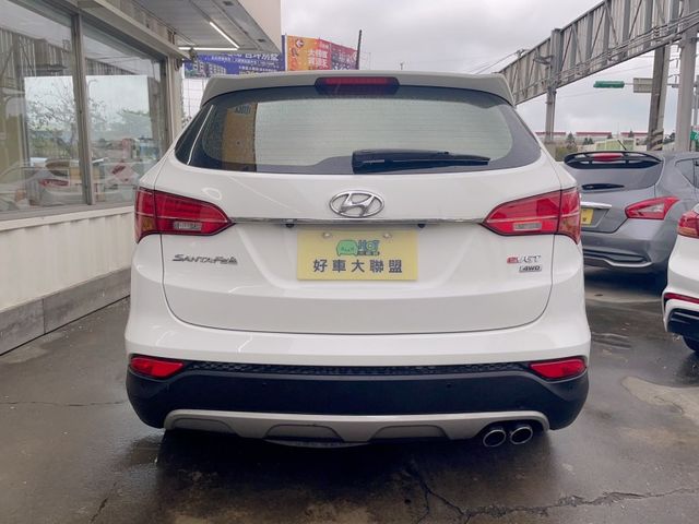 Hyundai Santa Fe  第8張相片