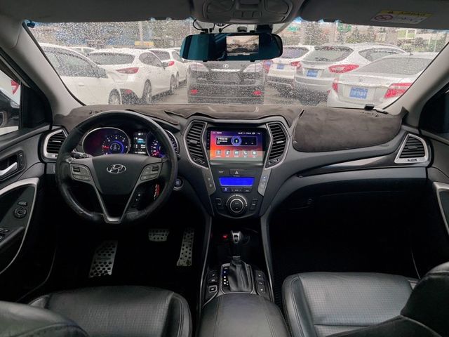 Hyundai Santa Fe  第10張相片
