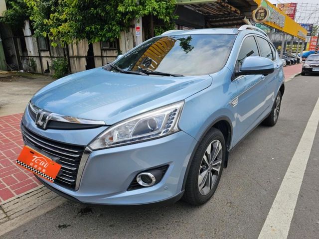 Luxgen U6 Turbo  第5張相片