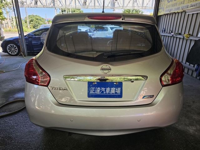 Nissan Tiida  第8張相片