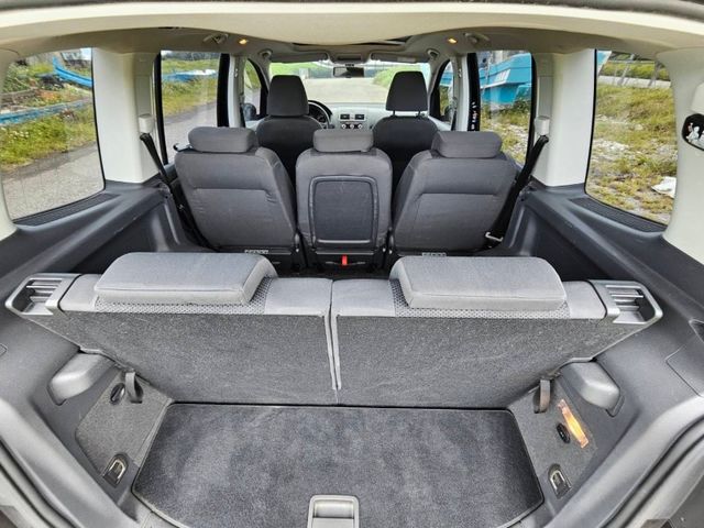 Volkswagen 福斯 Touran  第12張相片