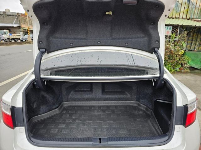 Lexus ES  第3張相片