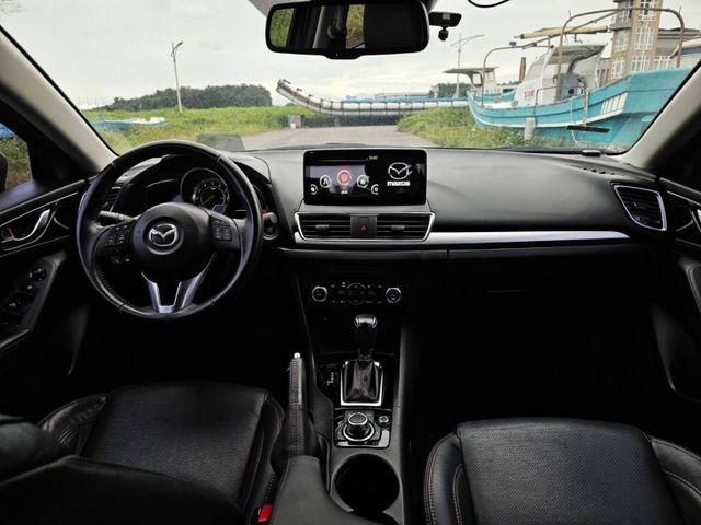 Mazda Mazda3  第11張相片
