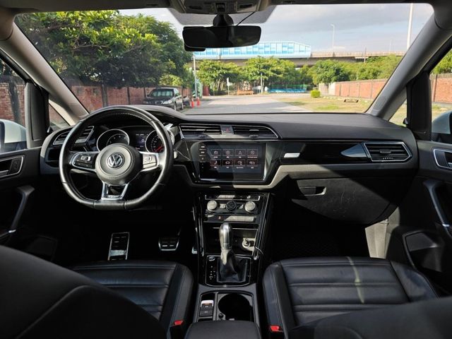 Volkswagen 福斯 Touran  第9張相片