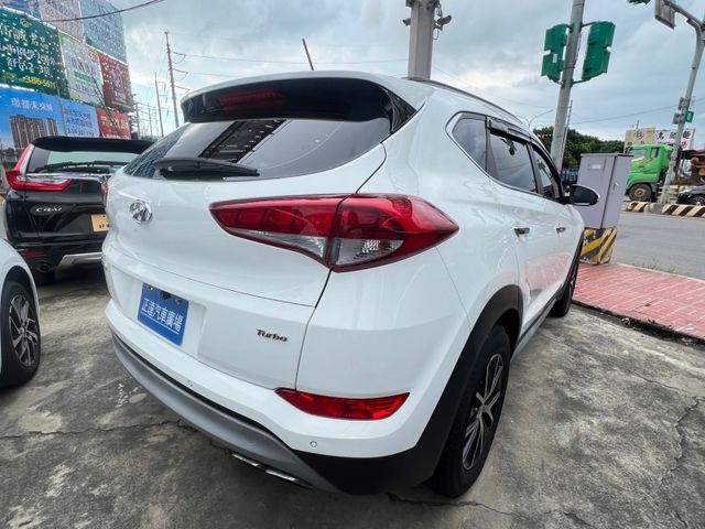 Hyundai Tucson  第6張相片