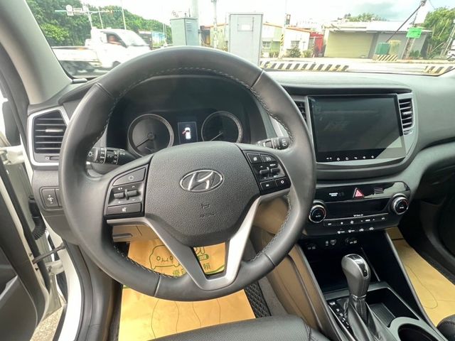 Hyundai Tucson  第10張相片