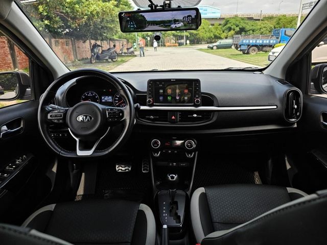 Kia Picanto  第10張相片