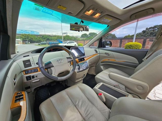 Toyota Previa  第12張相片