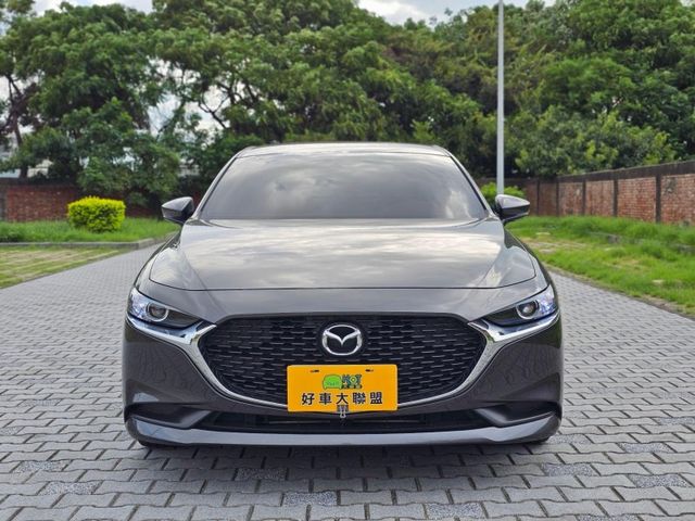 Mazda Mazda3  第7張相片