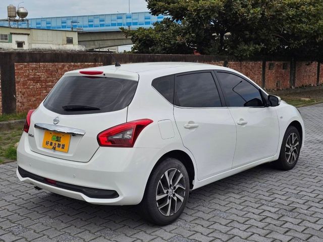 Nissan Tiida  第3張相片