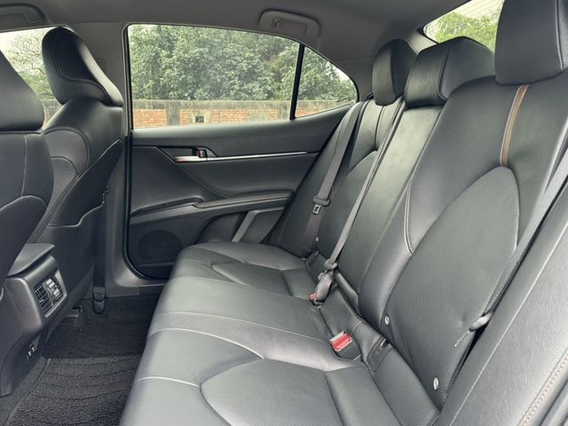 Toyota Camry  第1張相片