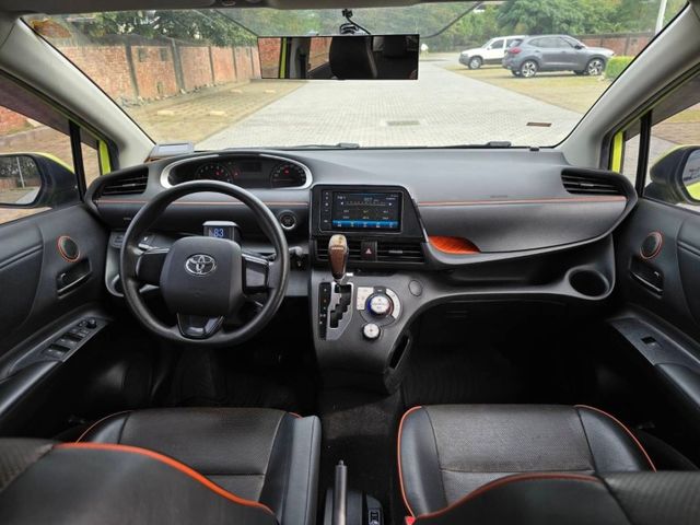 Toyota SIENTA  第11張相片