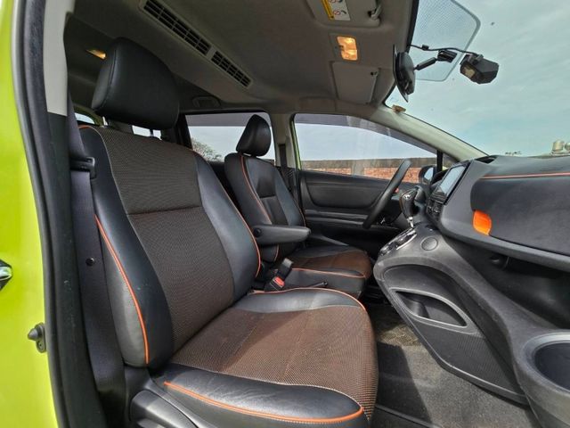 Toyota SIENTA  第12張相片