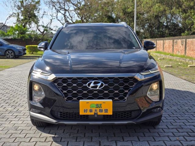 Hyundai Santa Fe  第7張相片