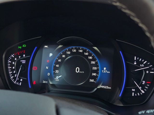Hyundai Santa Fe  第9張相片