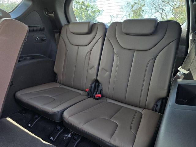 Hyundai Santa Fe  第13張相片