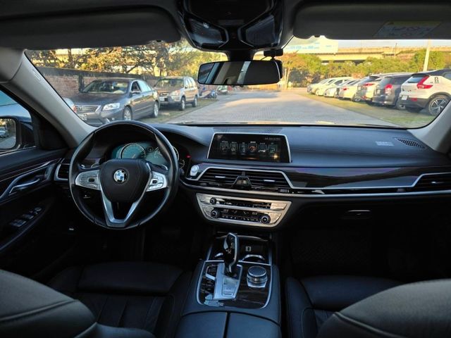 BMW/ 寶馬 730i  第8張相片