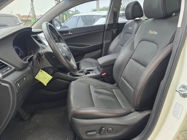 Hyundai Tucson  第10張相片