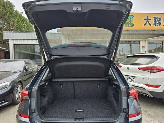 Skoda Kamiq  第10張相片