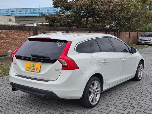 Volvo V60  第3張相片