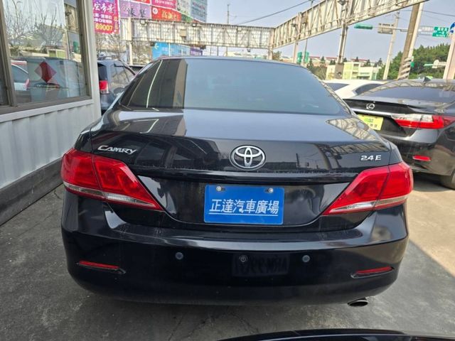 2011 TOYOTA CAMRY 2.0 黑  第5張相片