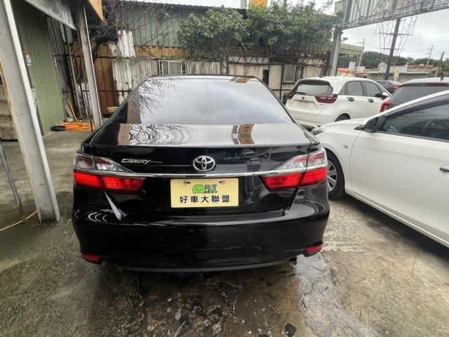 2017 TOYOTA CAMRY 2.0 黑  第5張相片