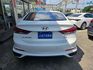 Hyundai Elantra  第5張縮圖