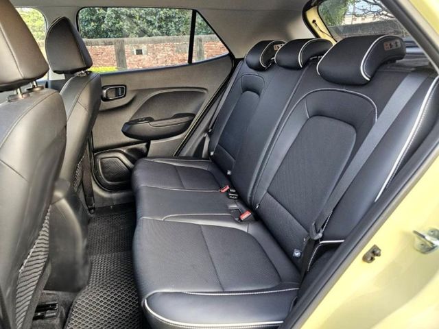 Hyundai Venue  第9張相片