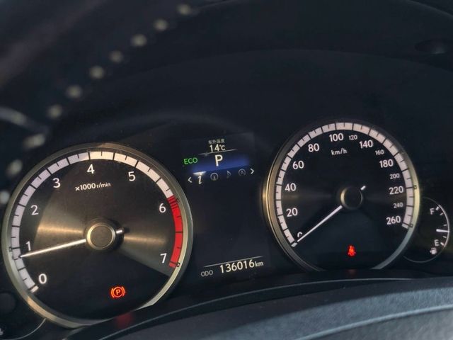Lexus NX  第6張相片