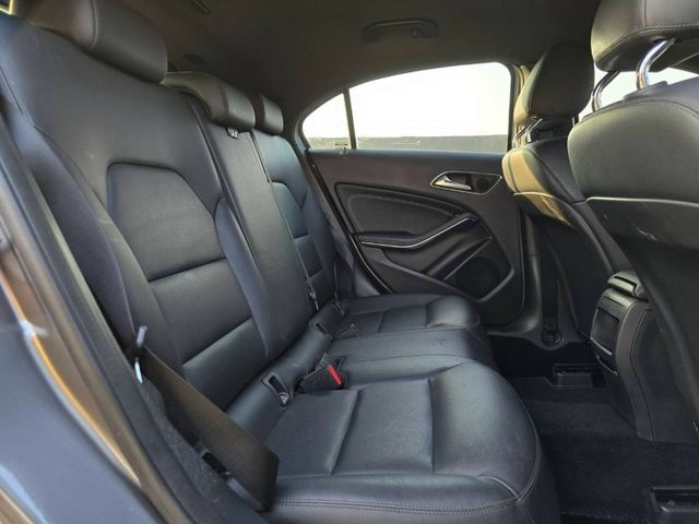 Mercedes-Benz/賓士 A-CLASS  第11張相片