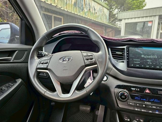 Hyundai Tucson  第8張相片