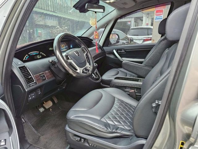 Luxgen M7  第10張相片