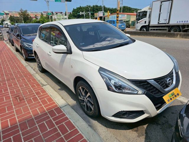 Nissan Tiida  第4張相片