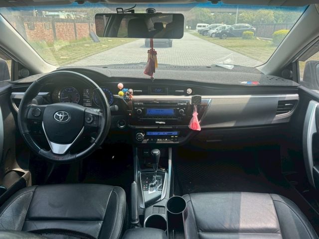 Toyota ALTIS  第7張相片