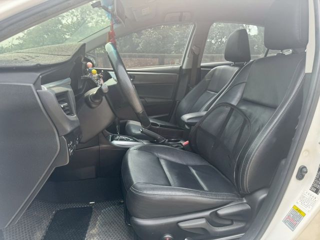 Toyota ALTIS  第8張相片