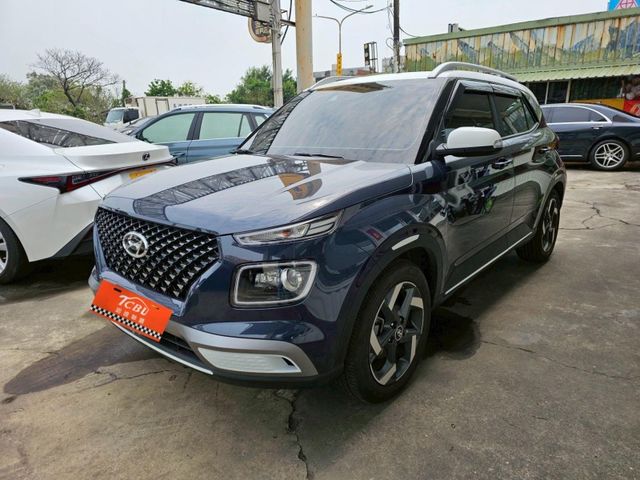 Hyundai Venue  第1張相片