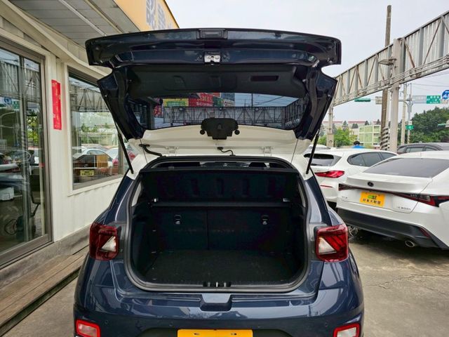 Hyundai Venue  第12張相片