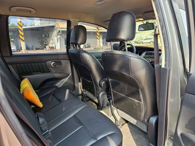 Nissan Livina  第9張相片